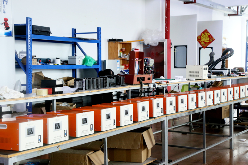 創穩電氣 高精度交流穩壓器 工廠實拍現場